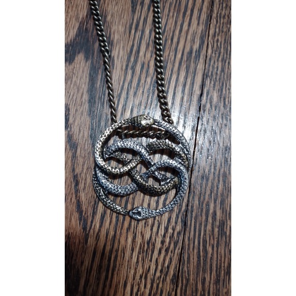 Fantasy Flight Games Jewelry - Auryn The Neverending Story Snake Pendant Necklace Silver Gold Tone Fantasy Prop